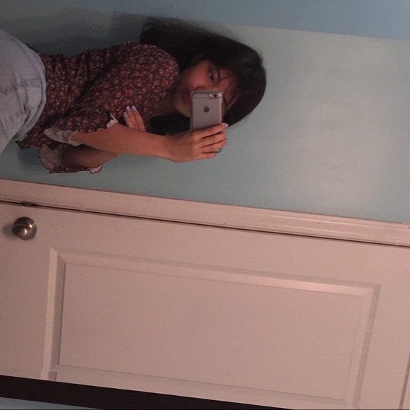 Meet your Posher, Daniela - Picture 1 of 1